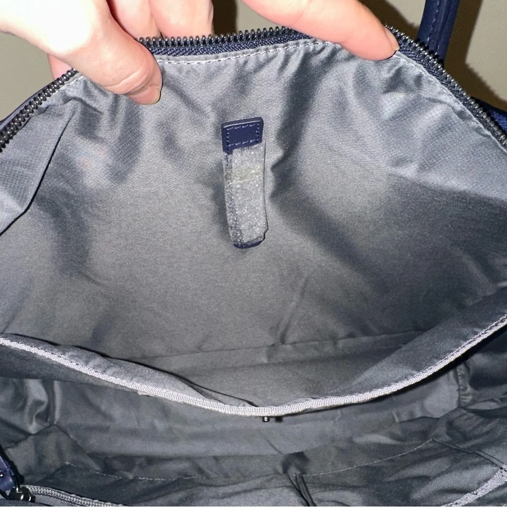 Tumi Navy Blue Travel Bag - Picture 10 of 13